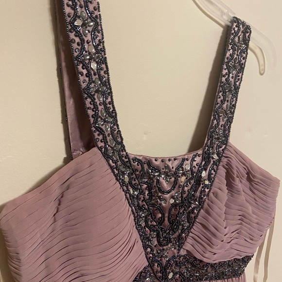 Dress size medium - Picture 2 of 2